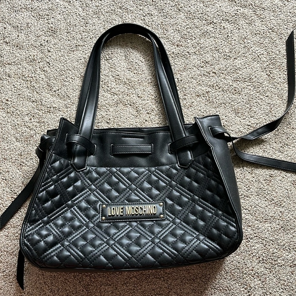 Love Moschino purse